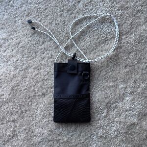 Madewell Phone Pouch